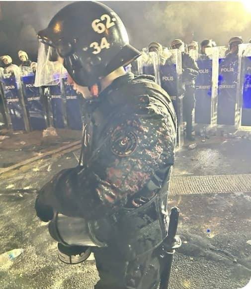 Protesto böyle olur / Böyle olmaz