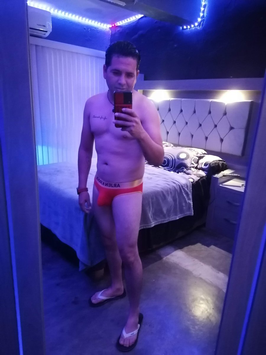 roberrtriios's tweet photo. Quiero pene https://t.co/y2Yr3uKmK6