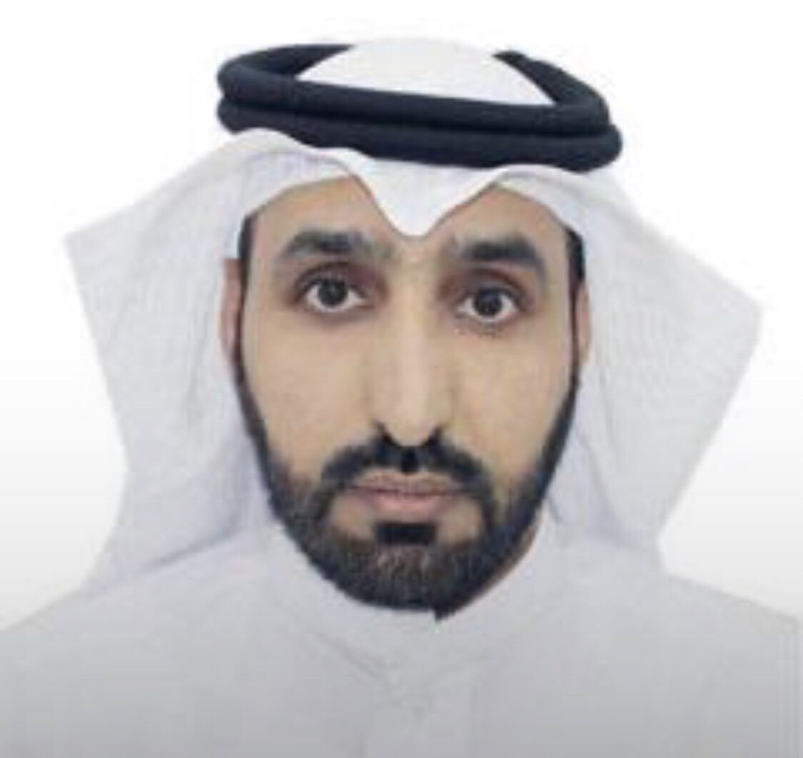 AlrashedBassam's tweet image. أتقدم بخالص الشكر والتقدير لسعادة الدكتور/ غازي بن محمد السهلي على جهوده المخلصة طوال فترة توليه عمادة الكلية، سائلاً الله العلي القدير له التوفيق والسداد.