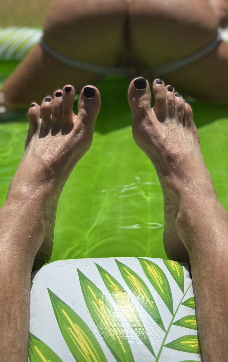 Toes done for Cabo