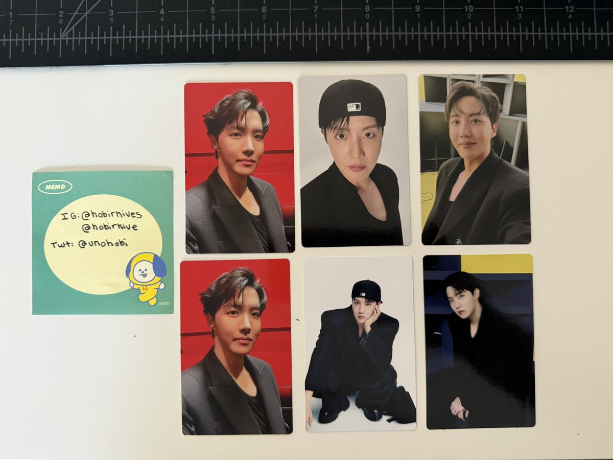 unohobi's tweet image. also want to complete my j-hope tour of set! willing to trade special for the cards I’m missing 😭🙏 #btswts #wtsbts #btsselling #usabtswts