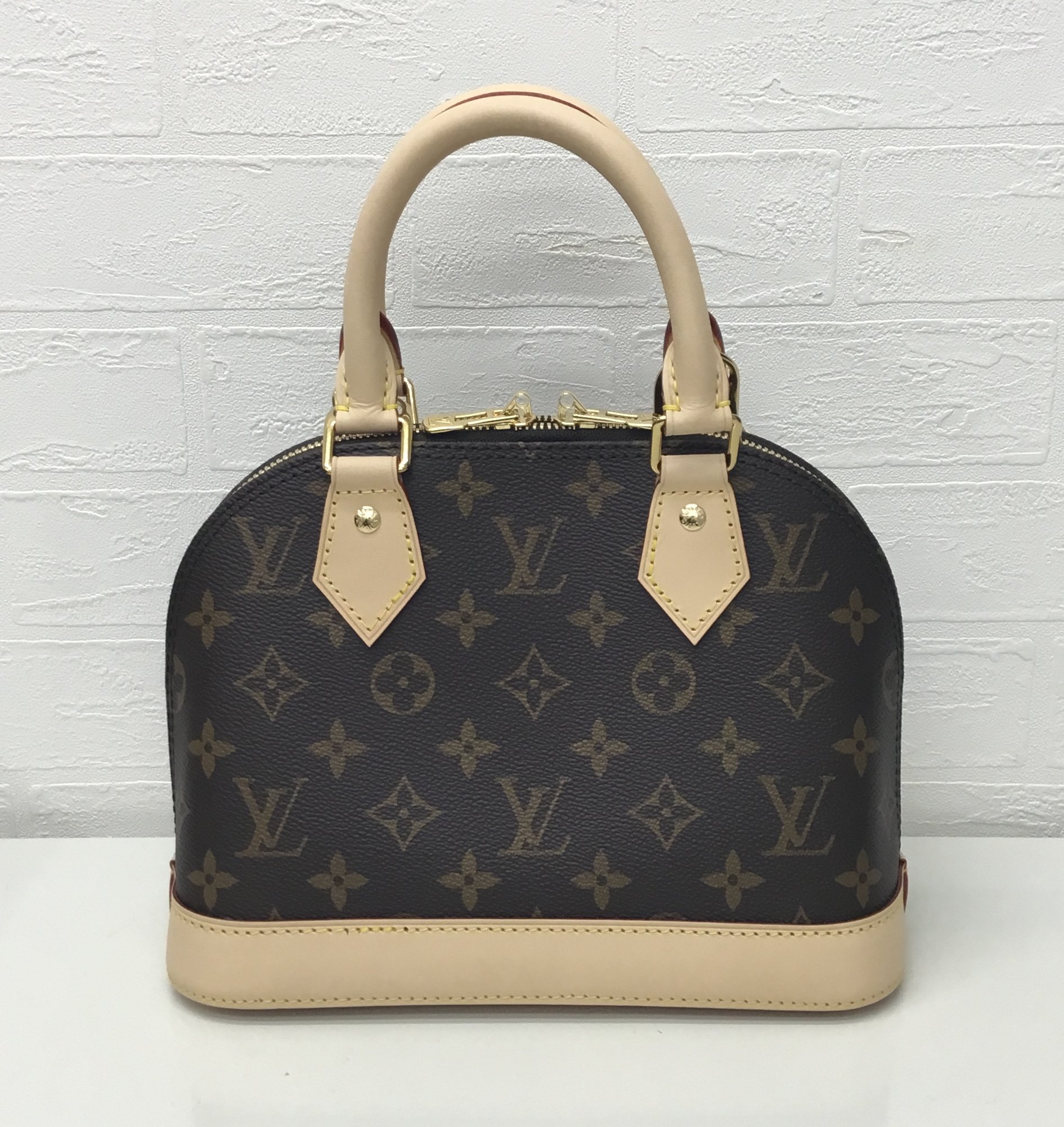 ‼️限界価格‼️即完売‼️大人気‼️ルイビトン❤️がま口❤️モノグラム【新型】 LOUIS VUITTON - 新品！ルイヴィトン ツイストコンパクトM63889