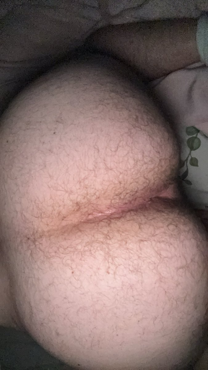 lookingforbbc2's tweet photo. Love being tied up especially when  I’m being fucked hard https://t.co/LbyPJspZFp