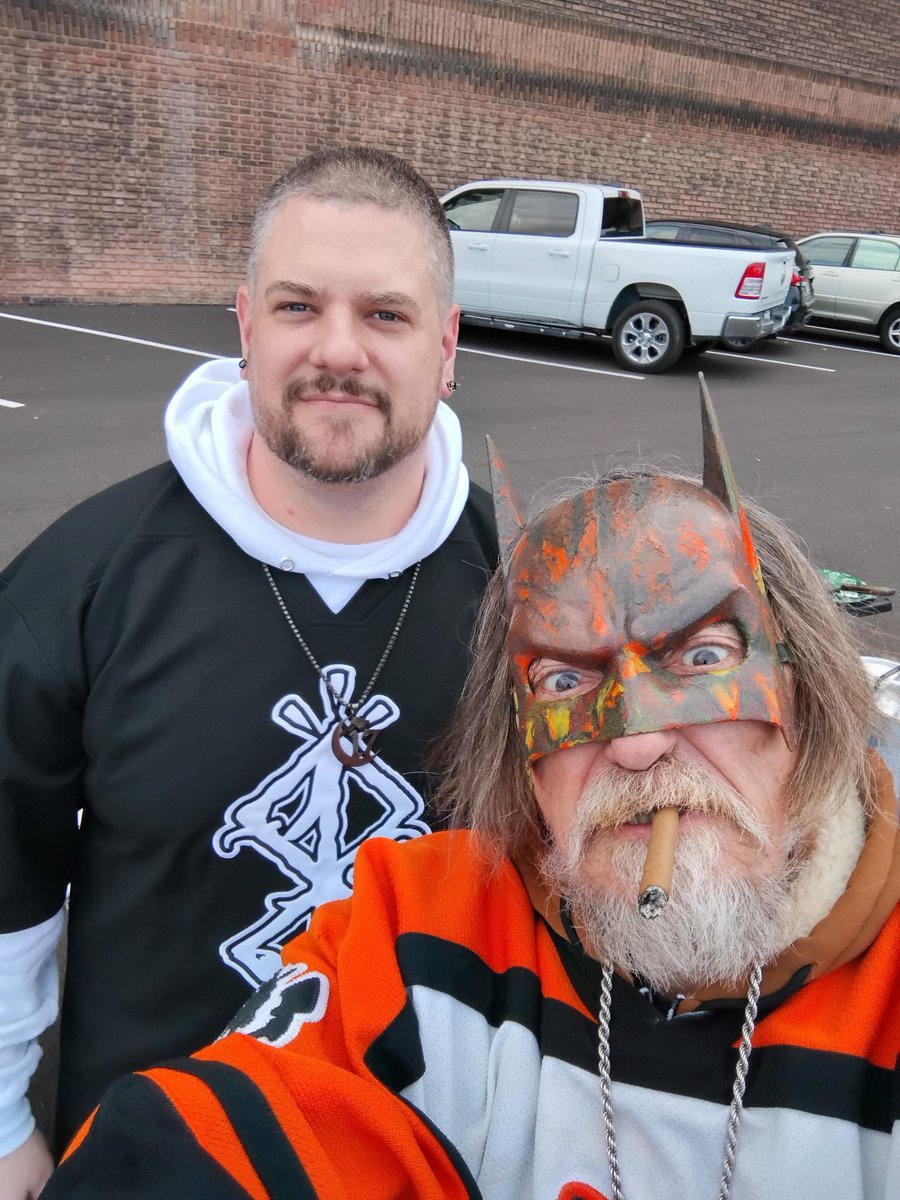 #JSA
8.14 Gathering Of The Juggalos - flea market/podcast event,
Noon-3pm *while supplies last*
Catch myself, Grilly Macc <a href="/TwiztidMike/">Grilly Macc</a>, and the Crew <a href="/TasteYaNeden/">CAMP WannaTasteYaNeden</a> serving up #Free Grape <a href="/Faygo/">Faygo Beverages</a> Dogs and Vegan GFDs along with #Free Hotdogs by the Psychopathic Street Team. Come Eat!