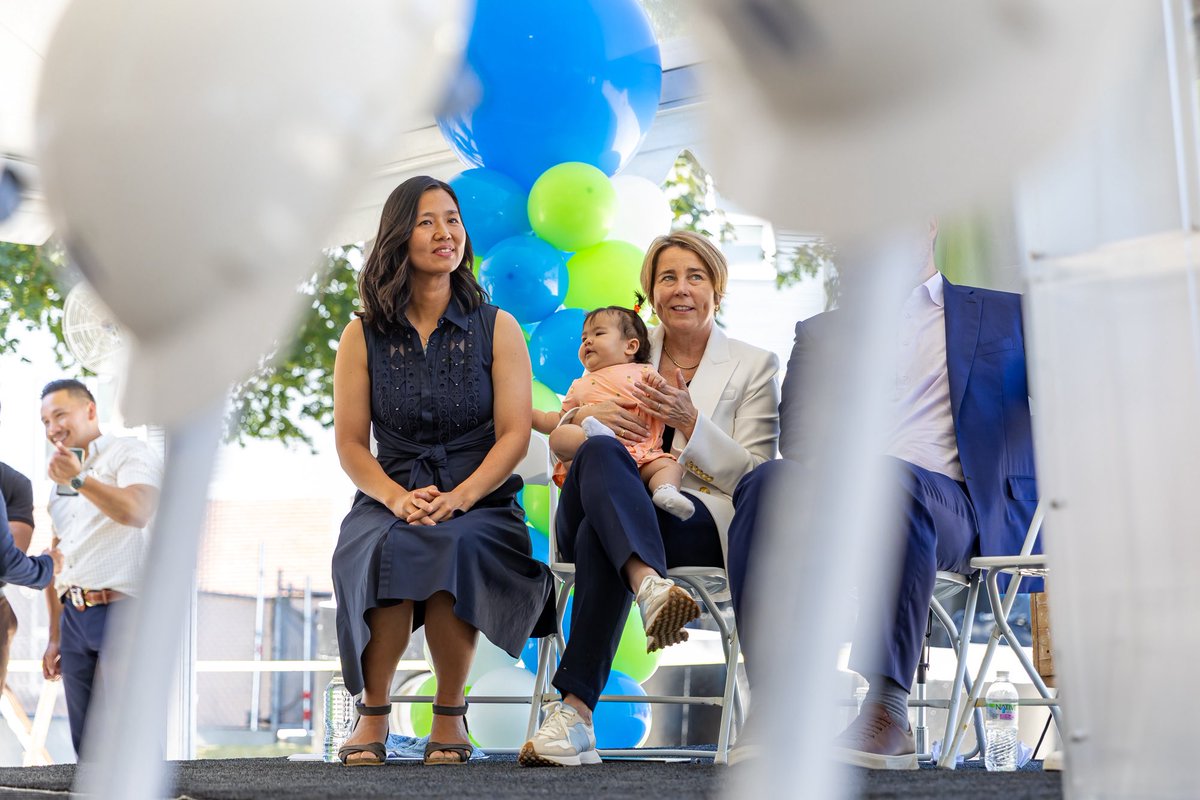 The Mary Ellen McCormack is the oldest public housing development in Boston. Soon, it’ll begin a new chapter as a modern, accessible complex that preserves more than 1,000 deeply affordable homes, and adds more than 2,000 new units to South Boston. 

This is housing done with