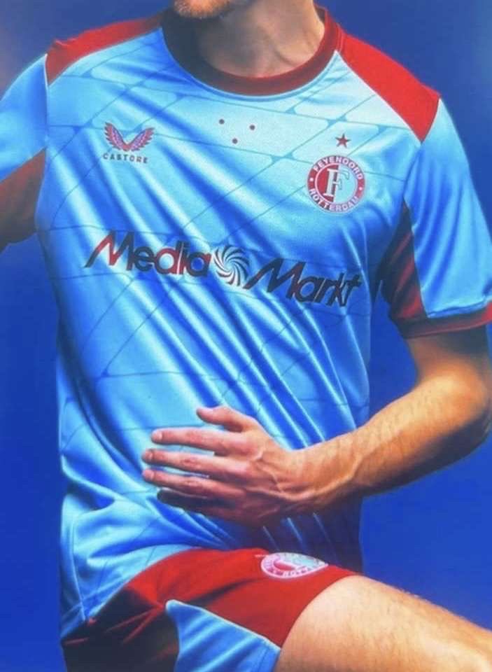 HierOpZuid📍🇳🇬 tweet media