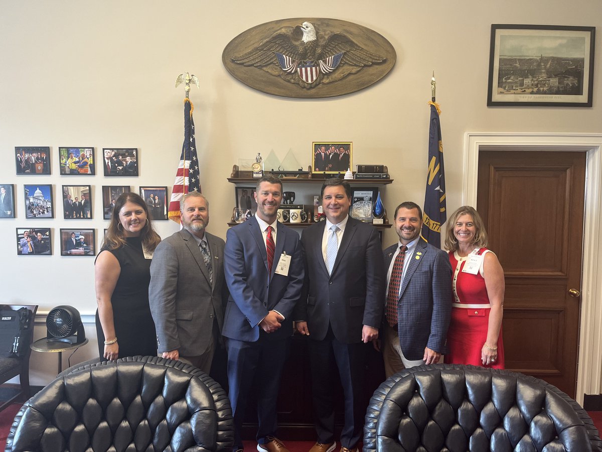 RepDavidRouzer's tweet image. This month, I had the privilege of meeting with the North Carolina Home Builders Association in D.C. to discuss how Congress can help eliminate the red tape which delays project completion among other topics. As a member of the Transportation and Infrastructure Committee,…