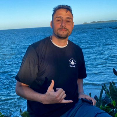 heyrapha99's tweet photo. #NovaFotoDePerfil https://t.co/RXtqVhYEIg
