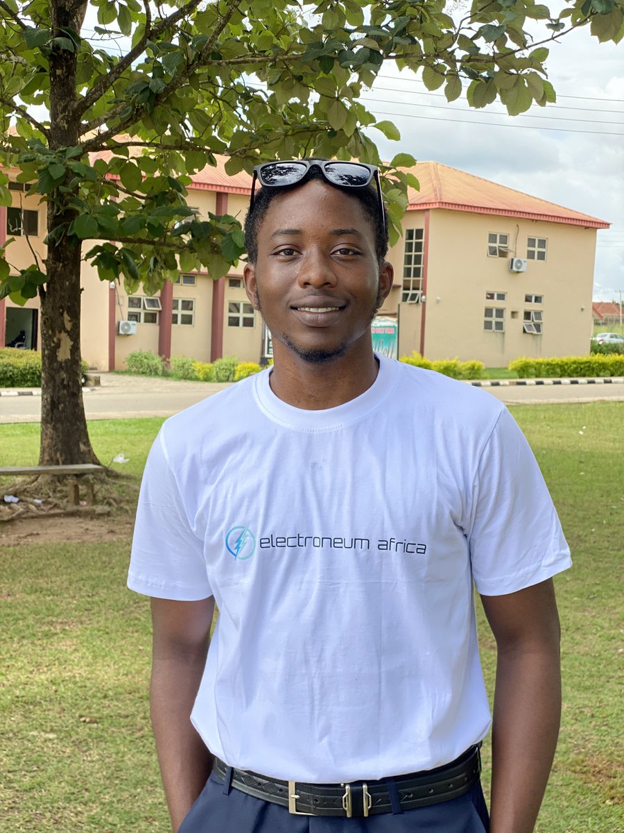 An attendee at the <a href="/AchieversUni/">Achievers University, Owo.</a> on Friday 27th June. 🔥

"Today was a fun experience at the <a href="/afr_electroneum/">Electroneum Africa Builders</a> campus meetup at <a href="/AchieversUni/">Achievers University, Owo.</a>—filled with great insights, engaging speakers, enjoyable games, and well-packaged knowledge in a great program.
We also got refreshments
