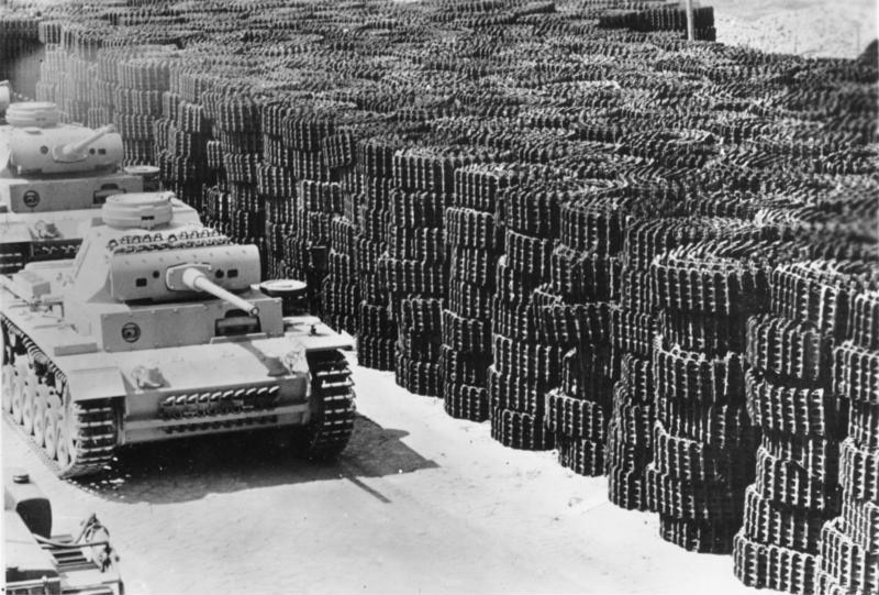 WW2Facts's tweet image. Near-complete German Panzer III medium tanks at a factory in Germany in October, 1942.
#History #WWII