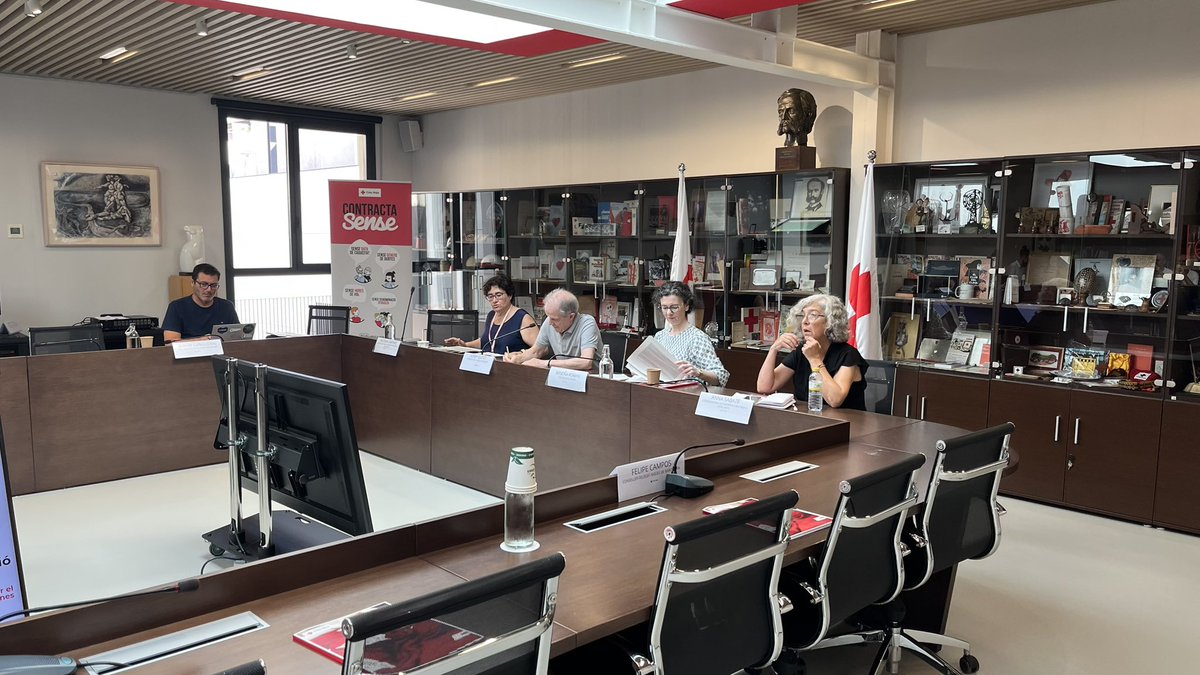 OcupacioCR's tweet photo. 🗣️ Avui hem celebrat el 5è #ConsellperlOcupació de @CreuRojaCAT , un espai de debat per abordar els reptes de la inclusió social i laboral. El focus d’aquesta edició: benestar emocional, salut mental i el sector de les cures.
#OcupacióCreuRoja 
#SalutMental #RetoSocialEmpresarial https://t.co/8HnDZgb7Qq