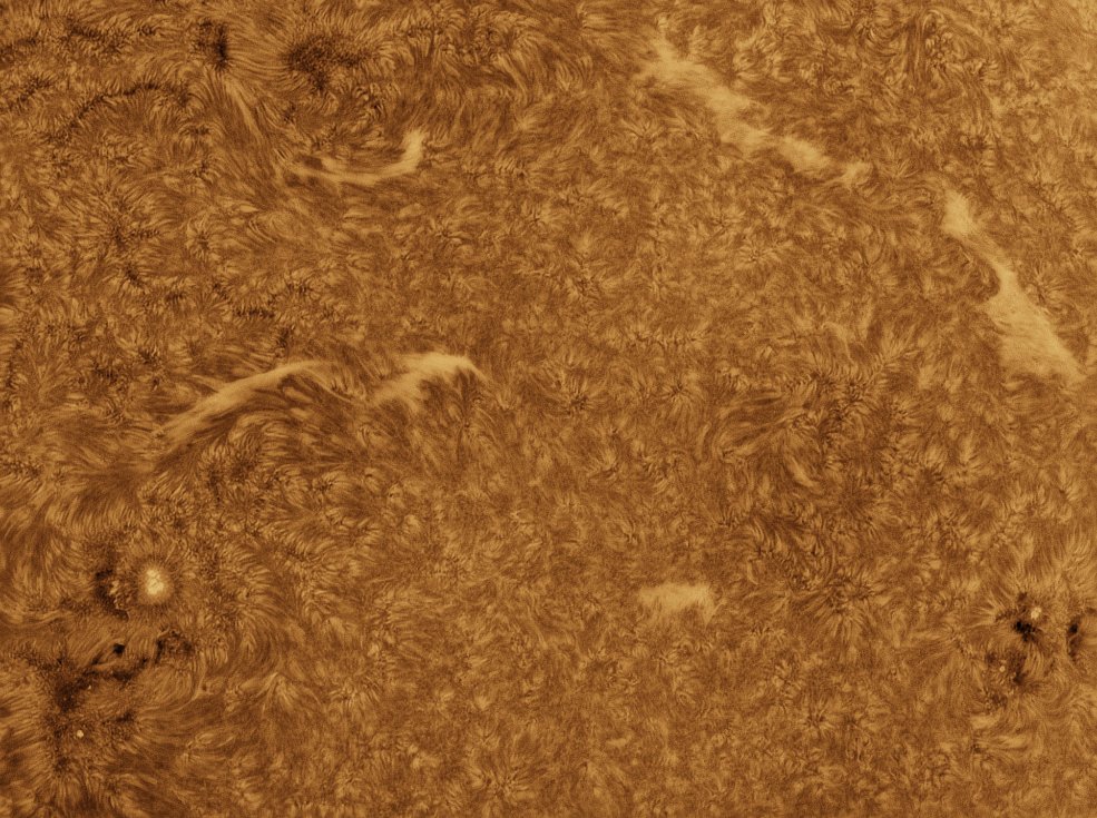 MBerto7's tweet image. Sesión solar de hoy (30-06-2025)

Long Perng 80 f6.25
Daystar Quark chromosphere 
Player One Apollo-M Mini
Player One ERF S-Series
Svbony UV IR cut