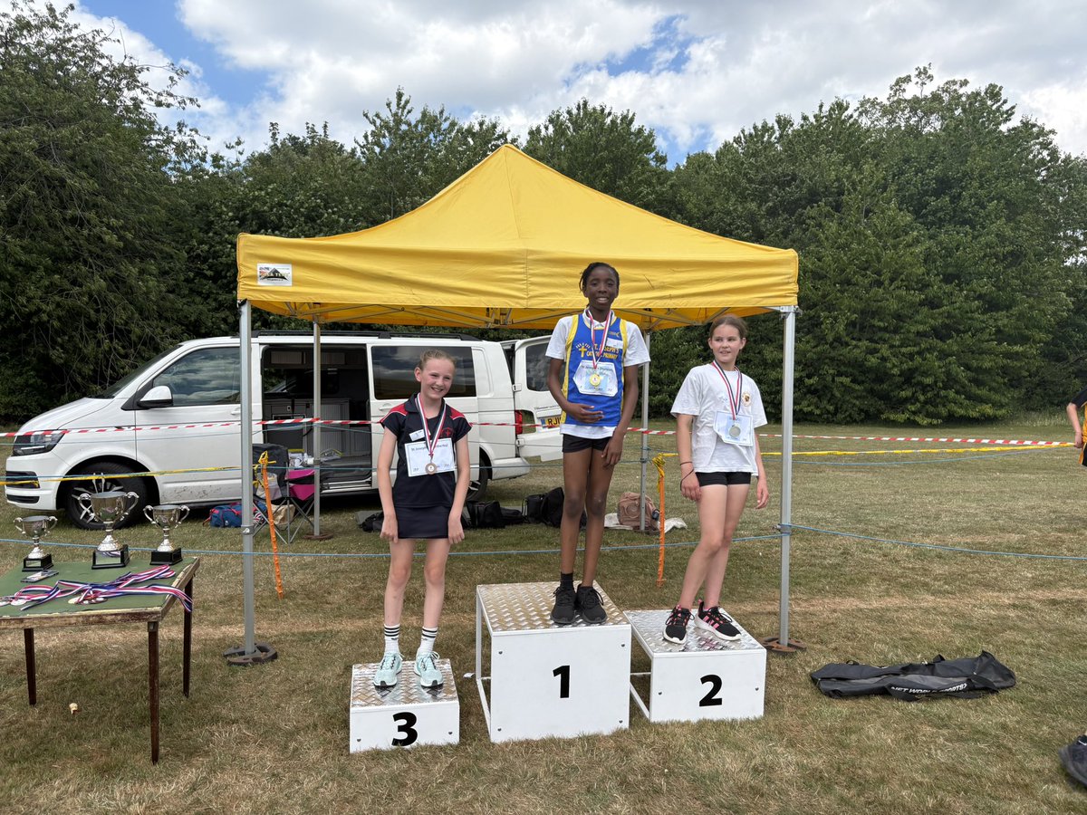 A brilliant day ☀️ of cross country racing with children from KS2. Special mentions to Sarah (Y5) and Amaya (Y3) who came 1st 🥇 in their races! #sport #crosscountry