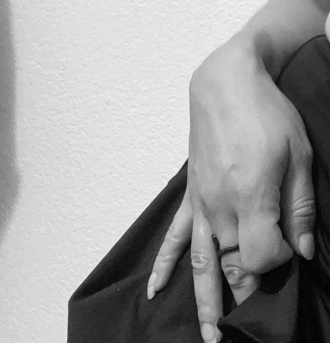 "Ein kleines Geheimnis zwischen uns... und meinem Rock."
#deutsch #amateur #rock #magisch