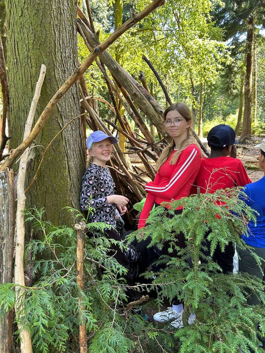 Day one done! Fabulous weather, lots of fun activities and a delicious dinner. Mr L-S has done 16,000 steps even after a long coach journey!