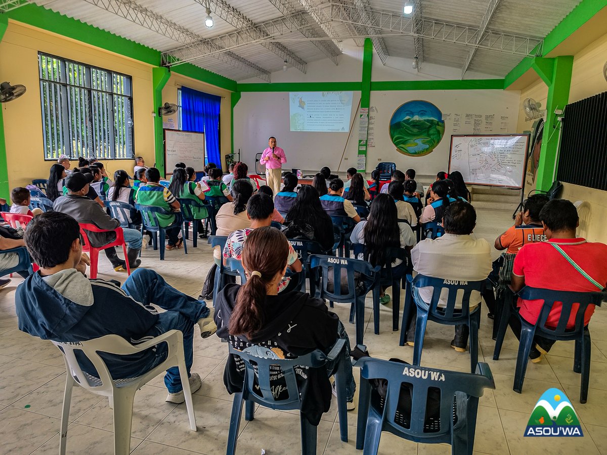 #SeminarioEsap
Acción Pública y Enfoque Diferencial: Genero Etnia y DDHH.
El día 27 de junio del año 2025 la Escuela Superior de Administración Pública Territorial Boyacá y Casanare llevo a cabo seminario de Atención Con Enfoque Diferencial, Acción Publica Genero, DDHH y Etnias,