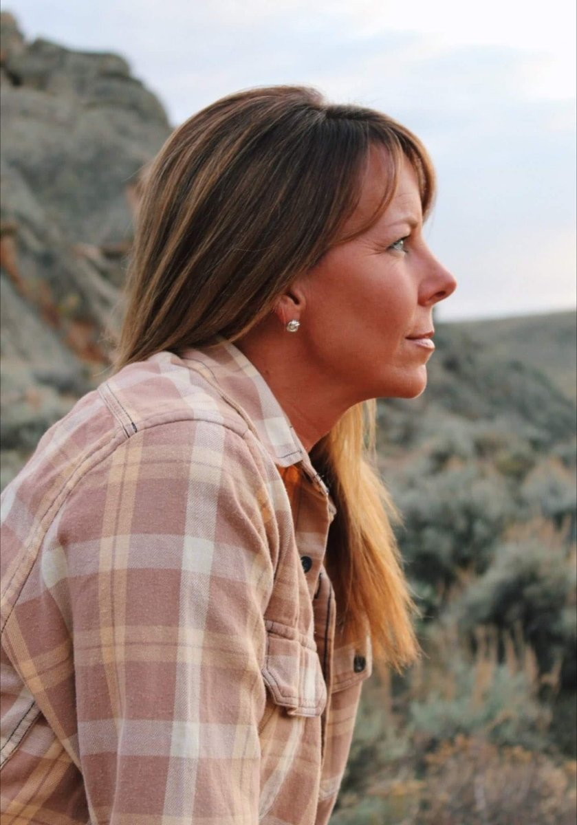 MattBlacInc's tweet photo. #BarryLeeMorphew | #BLEEM returns to Colorado on charges of First-degree murder of his wife #SuzanneMorphew.

Hearing on Advisement: July 1st, 2025 at 1:30pm MST,
3.30pm EST &amp; 8.30pm GMT.

#JusticeForSuzanne 💙💛 https://t.co/1ztGVFWnFC