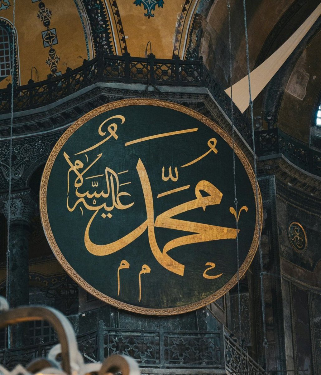 fthzen's tweet photo. “Müjdecim, Kurtarıcım, Efendim, Peygamberim; 
Sana uymayan ölçü, hayat olsa teperim!” https://t.co/yWTUwTVyHx