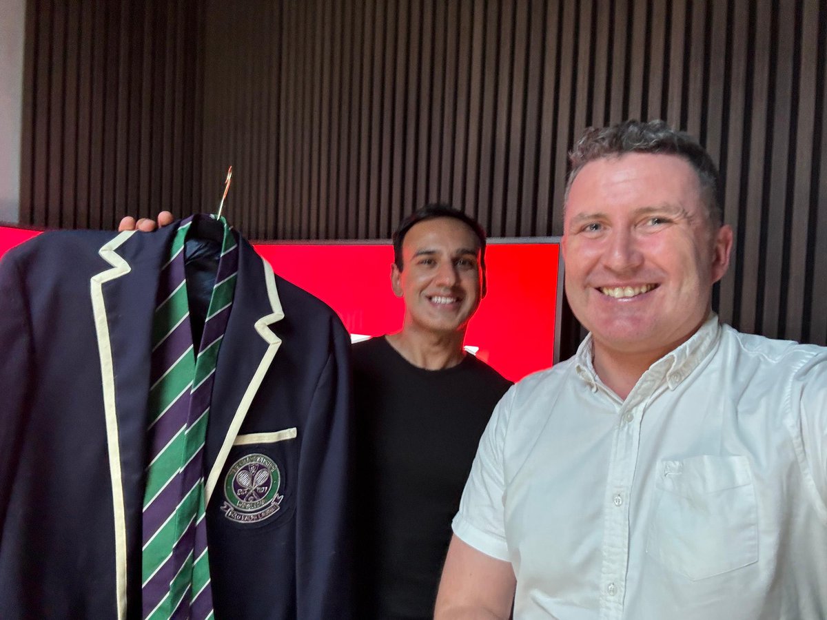 What it Takes to be a #Tennis Umpire
Amanullah De Sondy, former umpire and <a href="/UCC/">UCC Ireland</a> academic, joins <a href="/HardSh/">@__HardSh</a> to discuss the life a <a href="/Wimbledon/">Wimbledon</a> official #Wimbledon 

newstalk.com/podcasts/highl…