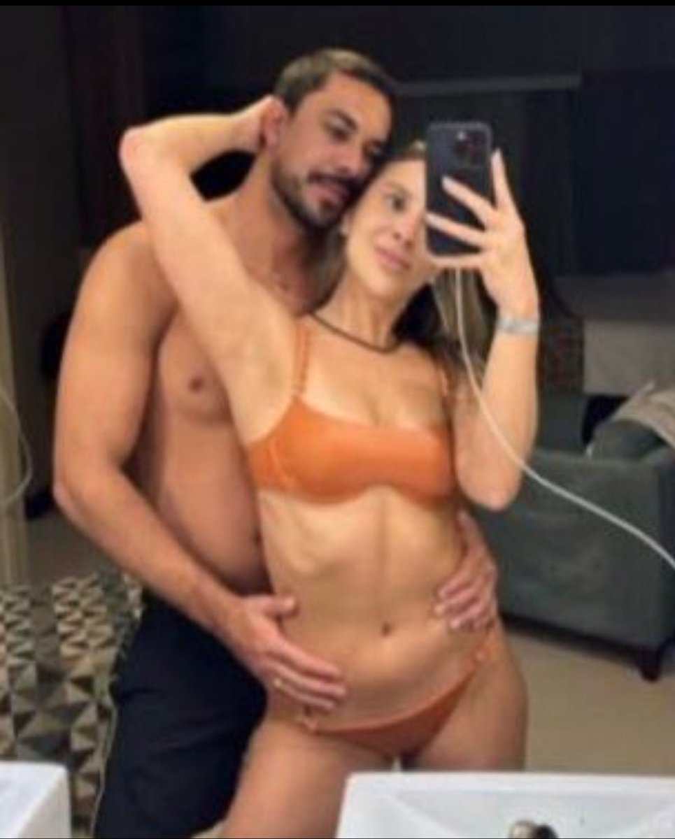 LizSC0604's tweet image. Eu vos apresento meus papai👇🏻👇🏻👇🏻vou ser p bebê mais l8ndo deste mundo!!!