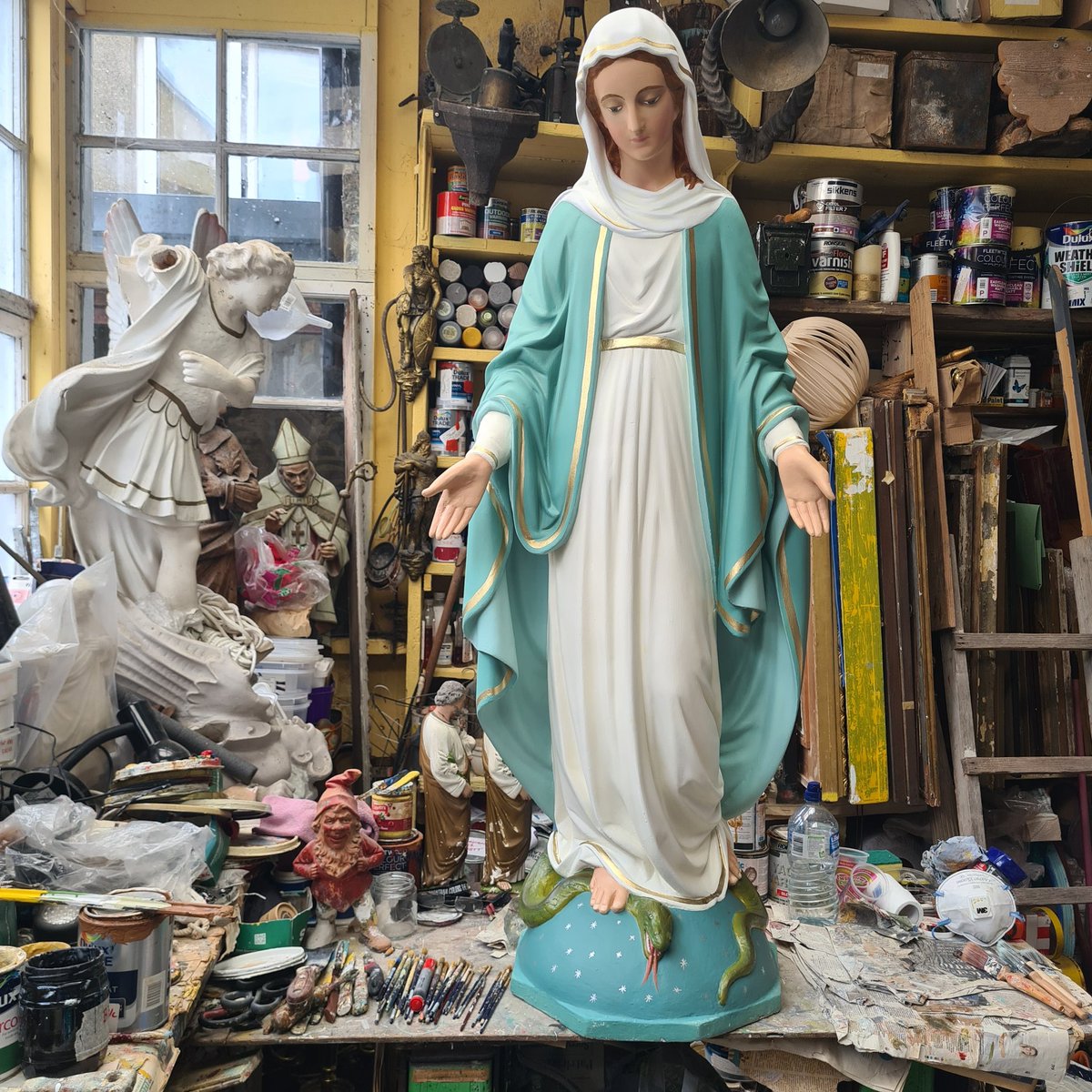 J.HODKINSON & SONS (@jh_decorators) on Twitter photo 