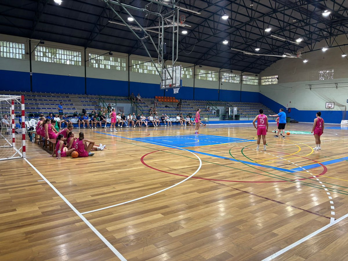 🏀 ¡𝗚𝗥𝗔𝗖𝗜𝗔𝗦, 𝗧𝗢𝗡𝗜 𝗧𝗘𝗡 𝗬 𝗥𝗢𝗕𝗘𝗥𝗧𝗢 𝗛𝗘𝗥𝗡Á𝗡𝗗𝗘𝗭! 🏀

Hoy hemos disfrutado de un clínic de gran nivel en Grapa de la mano de dos referentes del baloncesto. Gracias por compartir vuestros conocimientos y experiencias.

¡Seguimos aprendiendo y creciendo! 💙