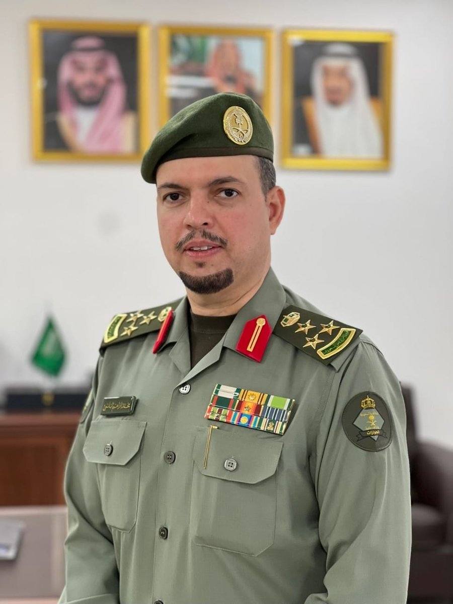 صدر الأمر السامي الكريم بترقية ابن العم/محمد بن إبراهيم بن عبدالمحسن أبانمي (أبو نواف) من رتبة عقيد الى رتبة عميد بالمديرية العامة للجوازات ، أسرة أبانمي تبارك لابن العم الترقيه وعقبال المراتب العليا وتتمنى له التوفيق والنجاح . #أبانمي