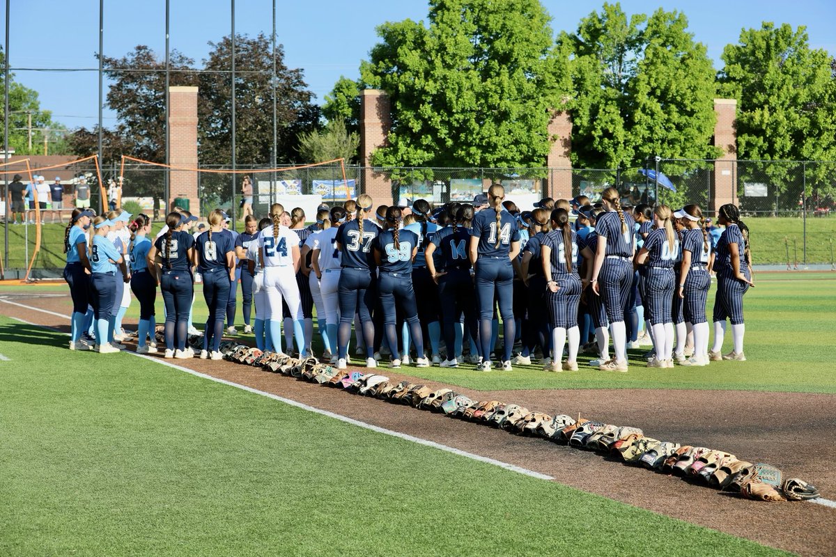 Arizona Rising VELA (@azrising_vela) on Twitter photo Amazing Rising College camp! Thank you to all the coaches that attended. Great exposure and great experience for our girls. <a href="/AZRisingAppel/">Arizona Rising Appel</a> <a href="/RisingKobasew/">Arizona Rising Appel/Kobasew</a> <a href="/AZRisingHamel/">Arizona Rising 16U Appel/Hamel</a> <a href="/az_rising_gnr/">AZ Rising GNR 18U</a> <a href="/COSparkFire/">CO 4th of July</a> Amazing Rising College camp! Thank you to all the coaches that attended. Great exposure and great experience for our girls. <a href="/AZRisingAppel/">Arizona Rising Appel</a> <a href="/RisingKobasew/">Arizona Rising Appel/Kobasew</a> <a href="/AZRisingHamel/">Arizona Rising 16U Appel/Hamel</a> <a href="/az_rising_gnr/">AZ Rising GNR 18U</a> <a href="/COSparkFire/">CO 4th of July</a>