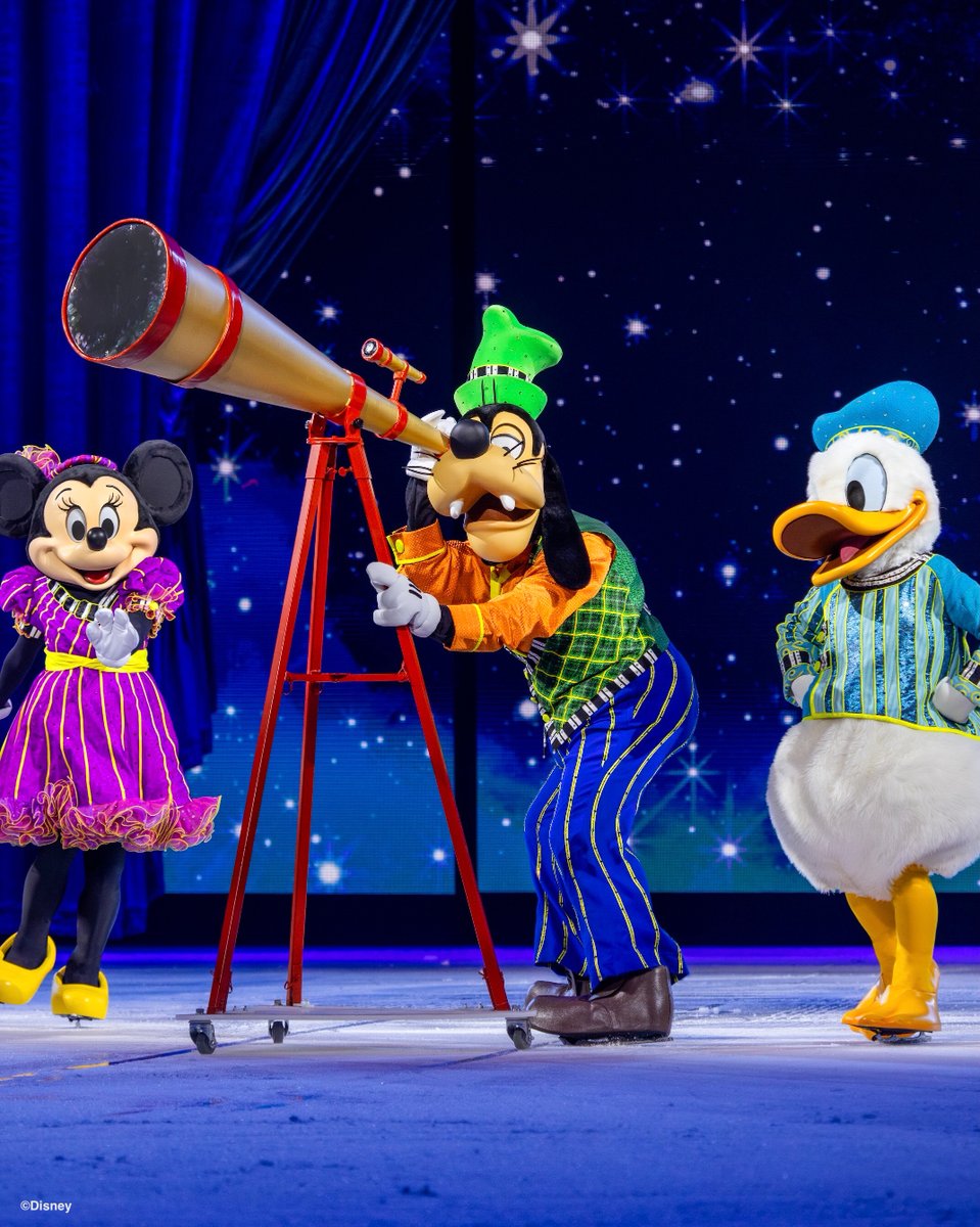 🌟Magic in the Stars🌟

今年の #ディズニーオンアイス “Magic in the Stars” は、夜空の星に込められたディズニーの物語を辿る大冒険✨

どの星から始めるか、張り切って望遠鏡を覗き込む #グーフィー💫💚💛

みんなの「願い」が沢山詰まったアイスショーを、ぜひ会場でお楽しみください❣️