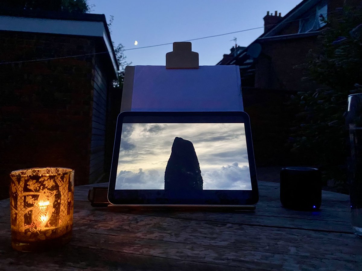Spiddly's tweet image. As if any excuse for an outdoor screening of ‘A Year In A Field’ was needed, tonight is the perfect opportunity @the_stone_club