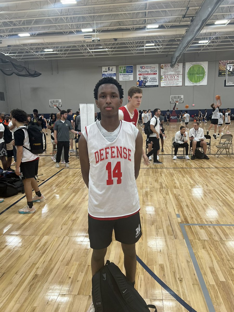 Big Tim (@tdc200) on Twitter photo Class of 2026 6’6” wing <a href="/barnes_ceejay/">Charles Barnes</a> of <a href="/MaristBoysHoops/">MHS Boys Basketball</a> was the most aggressive I’ve seen him. Lefty attacked the rim, scored through contact, had rebound put backs, and defended in win over <a href="/StatesmenHoops/">Webster Groves Basketball</a> Looking more comfortable after transfer. <a href="/RVilleLivehoops/">Romeoville Live Summer Shootout</a> <a href="/YnRbball/">Y&R</a> Class of 2026 6’6” wing <a href="/barnes_ceejay/">Charles Barnes</a> of <a href="/MaristBoysHoops/">MHS Boys Basketball</a> was the most aggressive I’ve seen him. Lefty attacked the rim, scored through contact, had rebound put backs, and defended in win over <a href="/StatesmenHoops/">Webster Groves Basketball</a> Looking more comfortable after transfer. <a href="/RVilleLivehoops/">Romeoville Live Summer Shootout</a> <a href="/YnRbball/">Y&R</a>