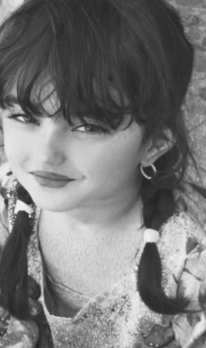 بات النسيان معجزة
 تتلهف لها الذاكره ...🤍