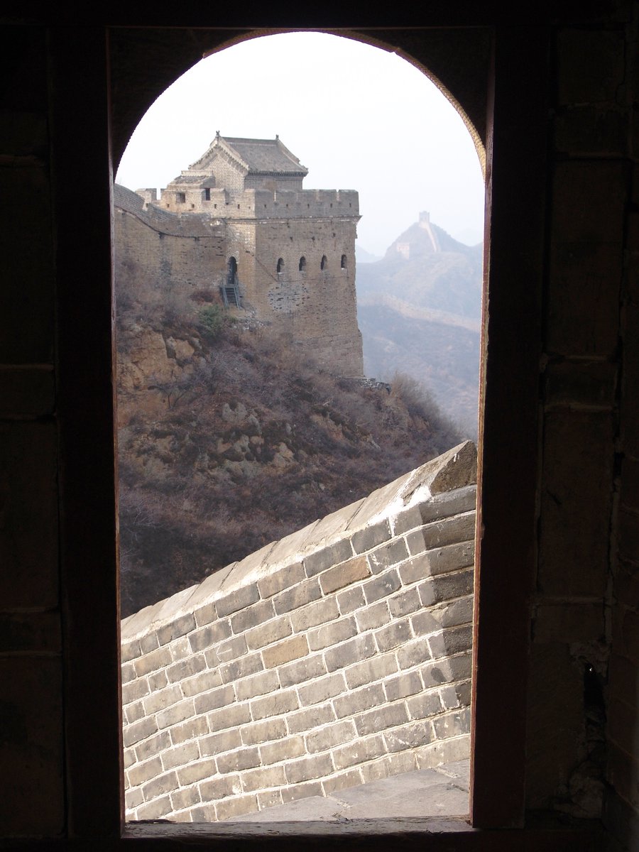 A Walk from Jinshaling to Simati part of the Great Wall of China. 😍
#adventure #walking #China