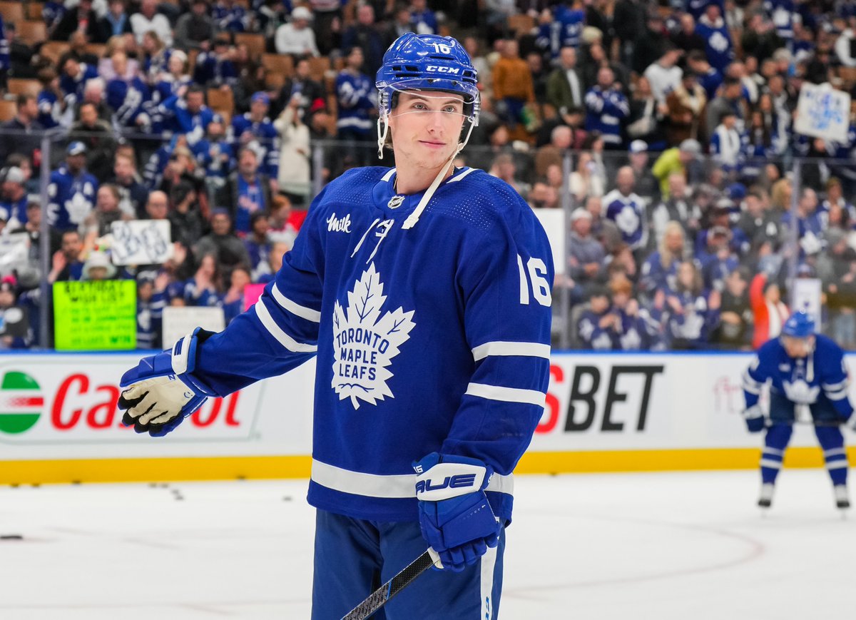 BR_OpenIce's tweet image. THE DEAL IS ONE FOR ONE...

Mitch Marner will head to Vegas for Nic Roy, per @TSNBobMcKenzie