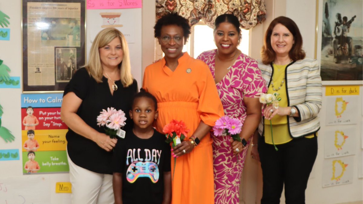 Stillman College and Brown Memorial Presbyterian Church were pleased to once again host site the <a href="/UnitedWayWestAL/">United Way West AL</a> JumpStart program this June. Dr. Yolanda W. Page &amp; Rev. Joseph Scrivner recently welcomed partners from @AlabamaPower &amp; United Way to the classroom. #SuccessBy6