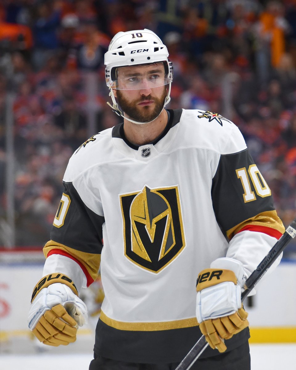 BR_OpenIce's tweet image. THE DEAL IS ONE FOR ONE...

Mitch Marner will head to Vegas for Nic Roy, per @TSNBobMcKenzie