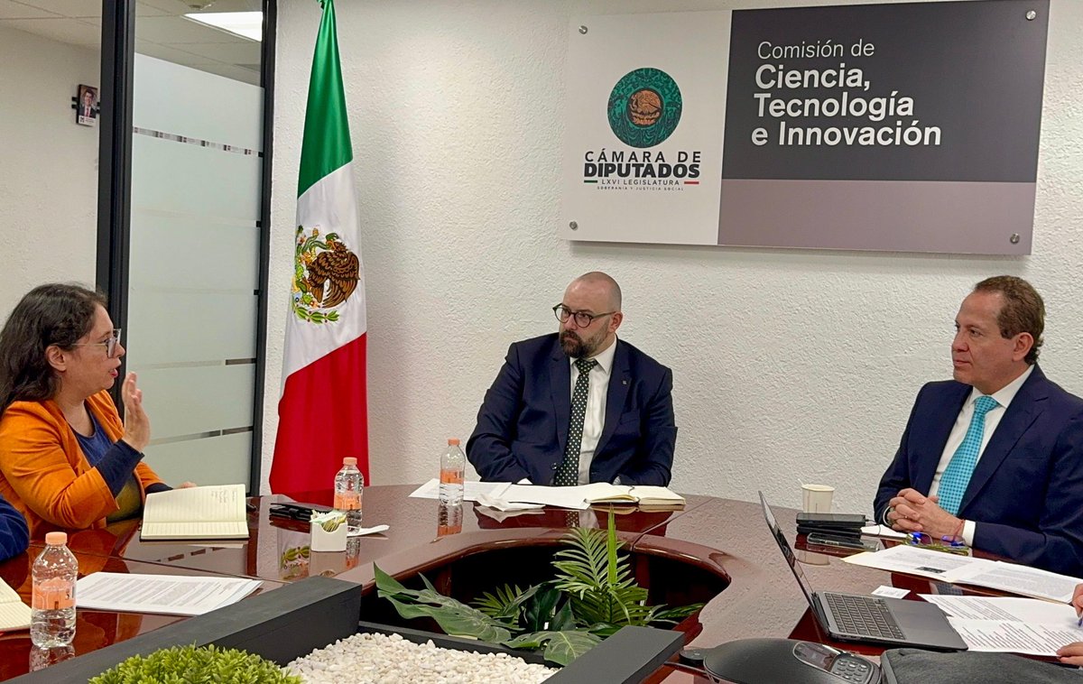 Eruviel Ávila (@eruviel_avila) on Twitter photo Nos reunimos con <a href="/LleirDaban/">Lleïr Daban Hurtós</a>, delegado del Gobierno de Cataluña en México <a href="/Catalunya_MX/">Gob. de Cataluña en México y Centroamérica</a>, para conocer de los importantes avances que tiene dicha región en materia de inteligencia artificial en diferentes ámbitos.
Seguimos conociendo de experiencias exitosas, con miras a la Nos reunimos con <a href="/LleirDaban/">Lleïr Daban Hurtós</a>, delegado del Gobierno de Cataluña en México <a href="/Catalunya_MX/">Gob. de Cataluña en México y Centroamérica</a>, para conocer de los importantes avances que tiene dicha región en materia de inteligencia artificial en diferentes ámbitos.
Seguimos conociendo de experiencias exitosas, con miras a la