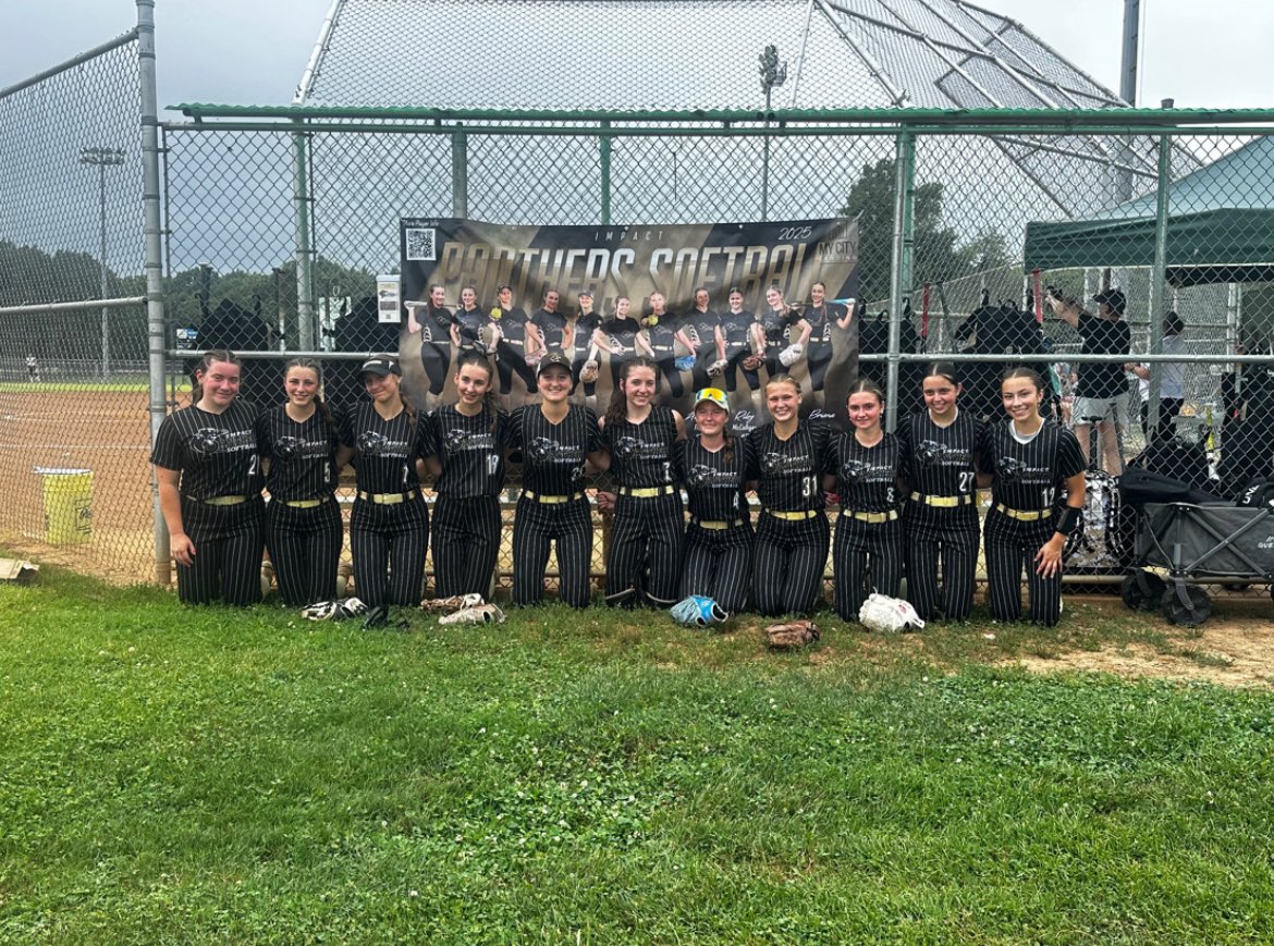 EvaKane2027's tweet photo. This weekend I played in both the Starz showcase camp and tournament in Richmond, VA. I wanted to thank all of the coaches for an incredible experience and for coming to watch my team and I play! Attached is a video of my highlights and a team photo. Yep, I am the dirty one!! https://t.co/qXrOnhgKzW