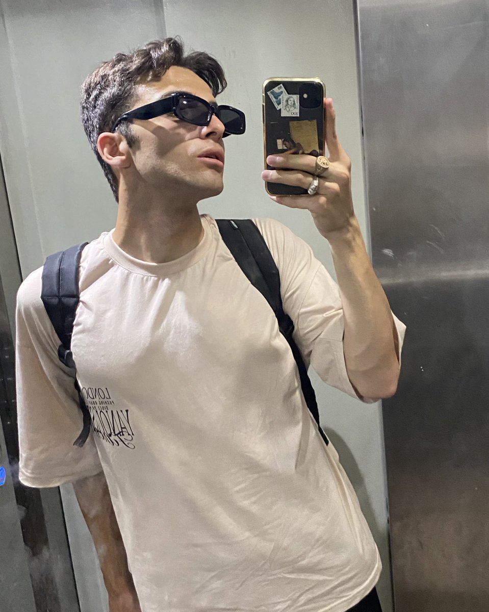 But arada backgroundumu değiştirdım