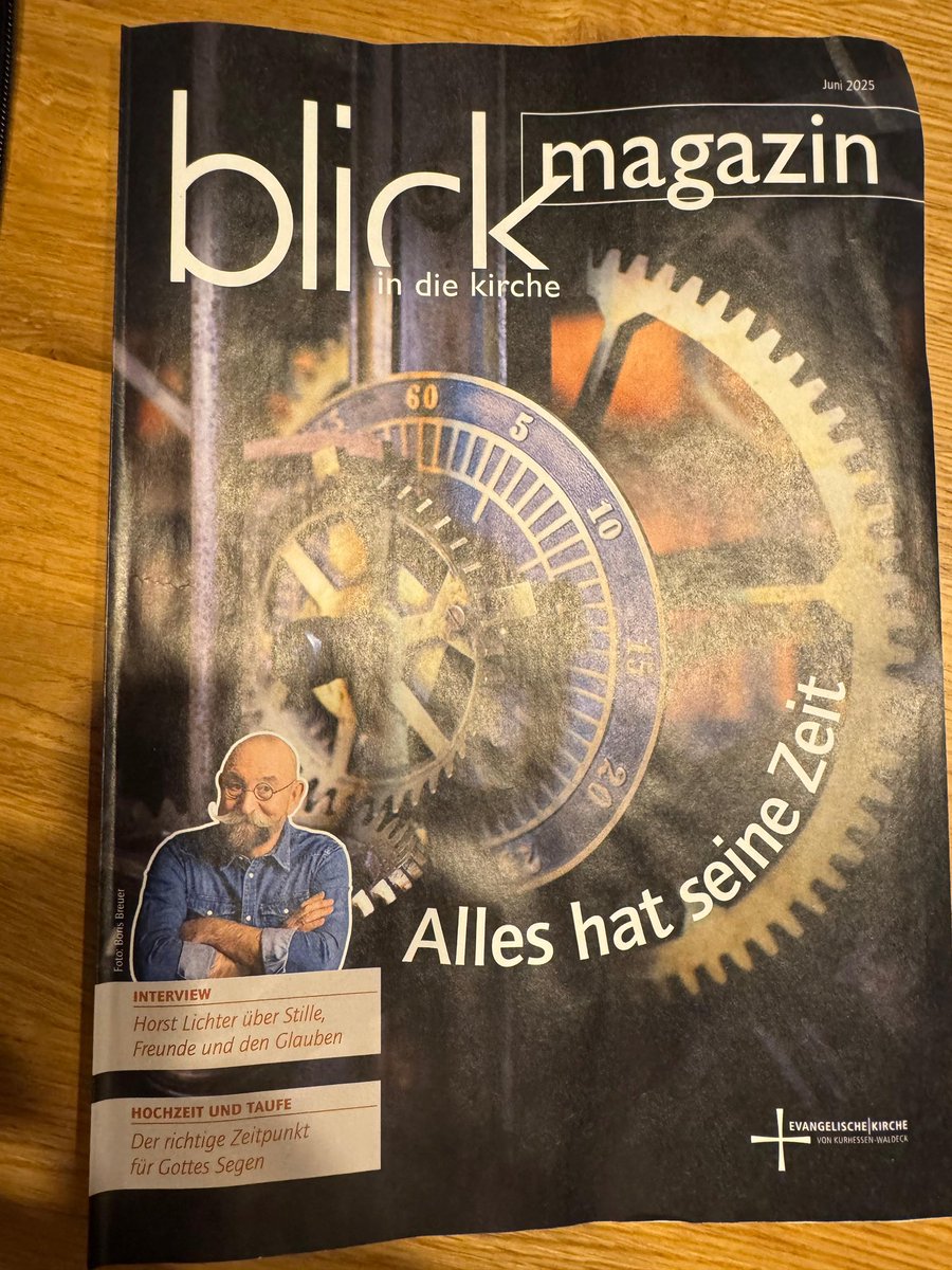 Blick in die Kirche 🗞️ „Zwischen Alpen und Asphalt.” Alles hat seine Zeit. 06/2025

#Laufen #Marathon #trailrunning #Berglauf #beleive #soundmindsoundbody