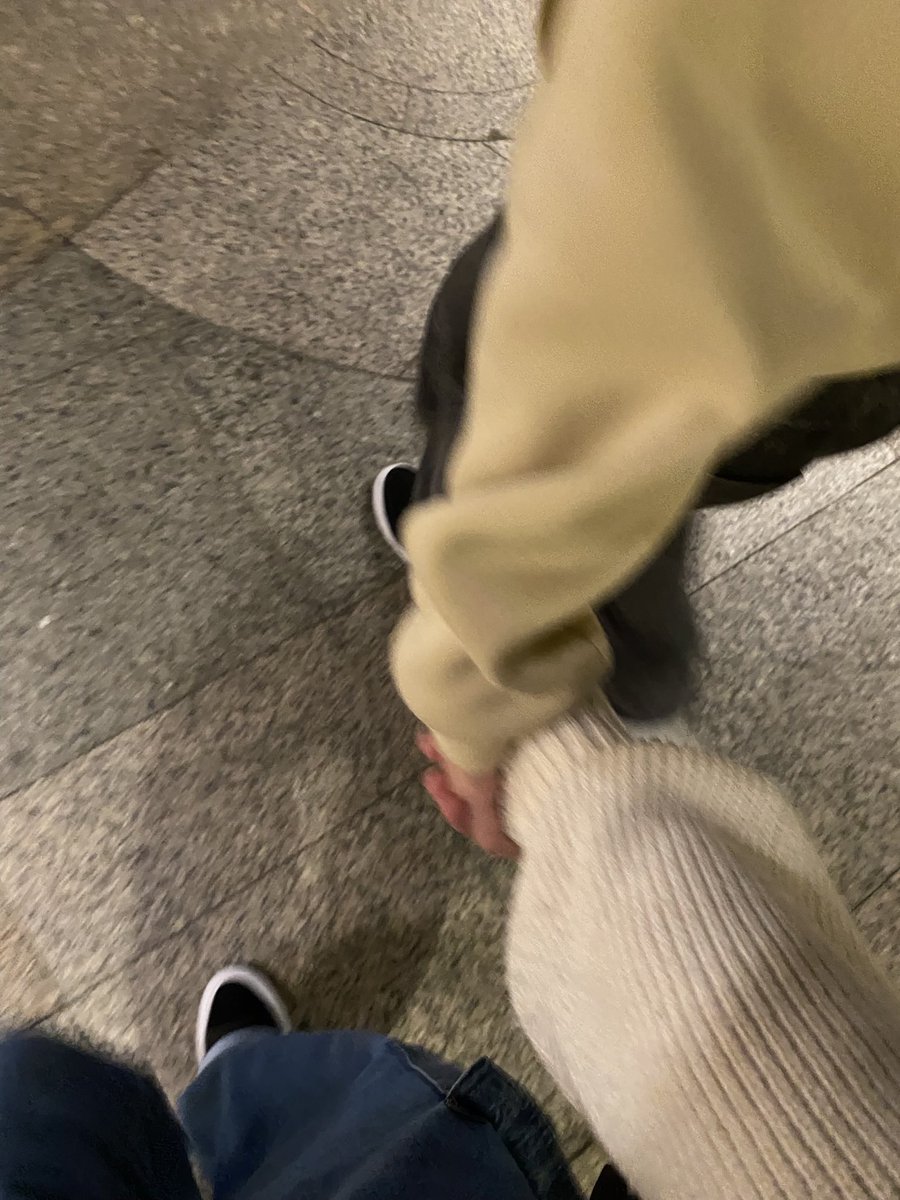 xvsnat's tweet image. tudo que eu sei sobre o amor tem a ver com você