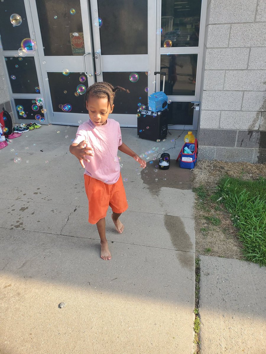 lrsd's tweet image. Summer fun is ON at Chicot Early Childhood Center! ☀️🎉 From Splash Day to science, bubbles &amp;amp; snow cones—our students are learning, laughing, and making memories! 🌈💦 #ReimaginingLRSD #SummerLearning