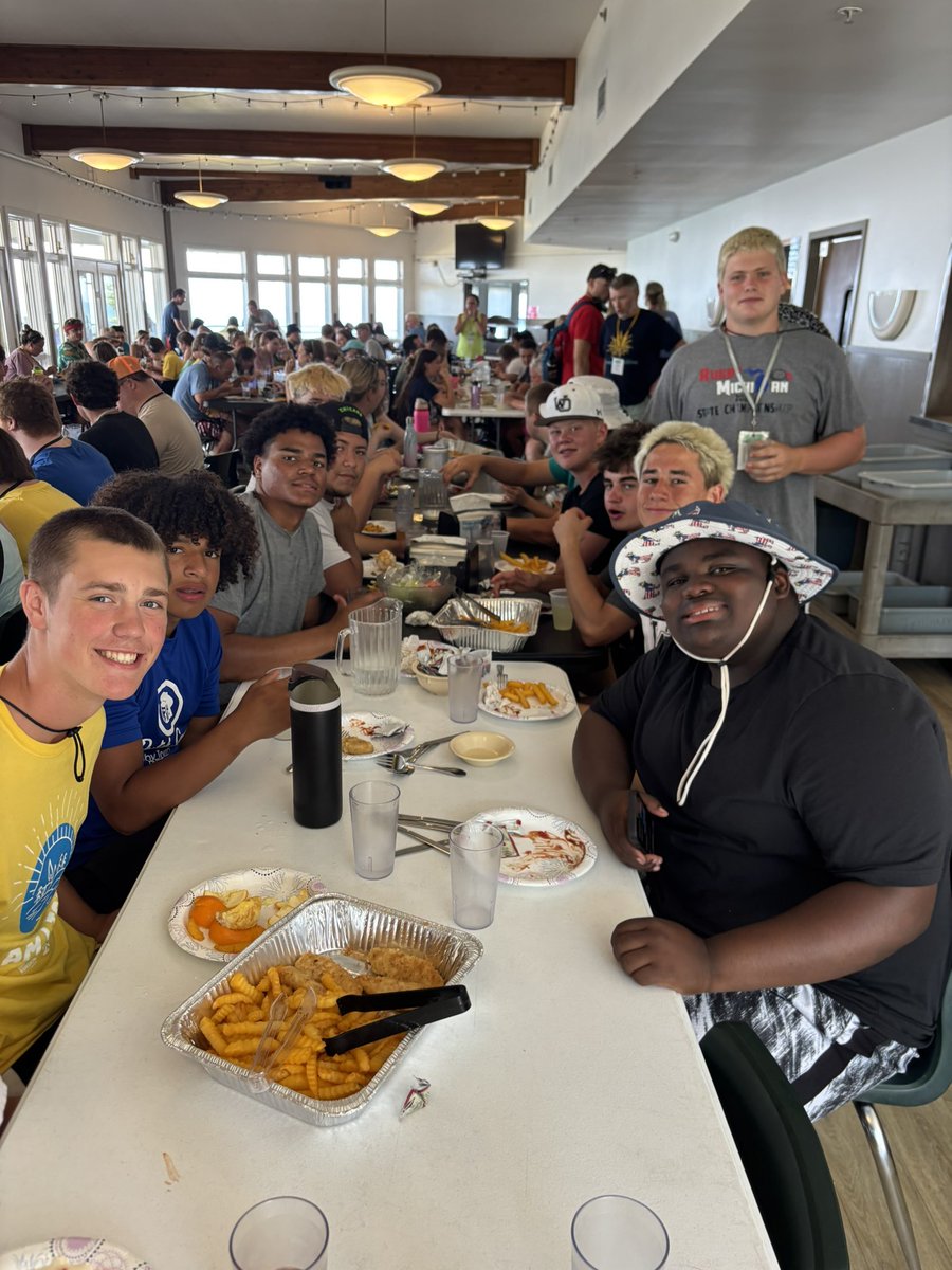 West Ottawa Football (@wo_football1) on Twitter photo Camp Sunshine was a good time!
#WOTough | #GoWO Camp Sunshine was a good time!
#WOTough | #GoWO