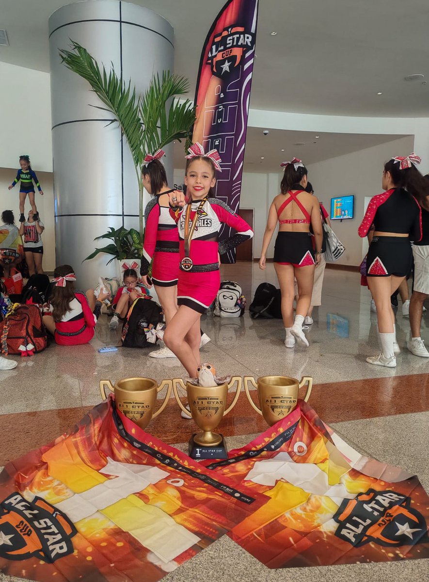 ¡Mi reconocimiento y admiración para Valeria Itzel! 
Vecina de Jardines de Atizapán y ejemplo del #TalentoAtizapense que brilla a nivel mundial.

Obtuvo 1er lugar en el International Cheerleading Cup (ICC) y 4to lugar en el Campeonato Mundial 2025 de la International Cheer Union