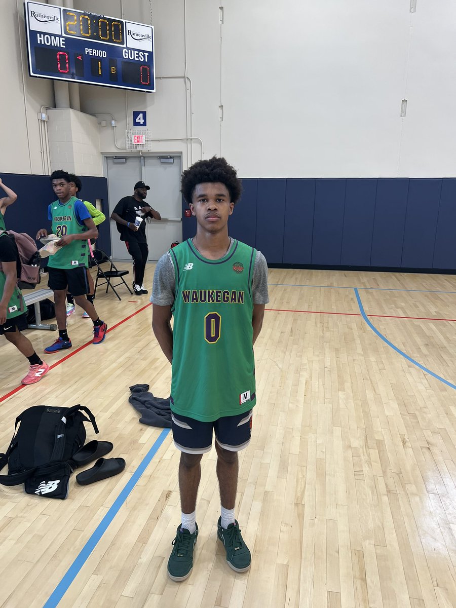 Big Tim (@tdc200) on Twitter photo Class of 2026 5ā11ā point guard <a href="/CarterNew_2026/">Carter Newsome</a> of <a href="/WaukBB/">Waukegan Basketball</a> has a two end game thatās smooth as butter. Hit 4 threes for 14 points vs <a href="/BenetHoops/">Benet Basketball</a>. Three level scorer. Defends like a DAWG on the ball, gets deflections and steals. #romeovillelive <a href="/RVilleLivehoops/">Romeoville Live Summer Shootout</a> <a href="/YnRbball/">Y&R</a> Class of 2026 5ā11ā point guard <a href="/CarterNew_2026/">Carter Newsome</a> of <a href="/WaukBB/">Waukegan Basketball</a> has a two end game thatās smooth as butter. Hit 4 threes for 14 points vs <a href="/BenetHoops/">Benet Basketball</a>. Three level scorer. Defends like a DAWG on the ball, gets deflections and steals. #romeovillelive <a href="/RVilleLivehoops/">Romeoville Live Summer Shootout</a> <a href="/YnRbball/">Y&R</a>