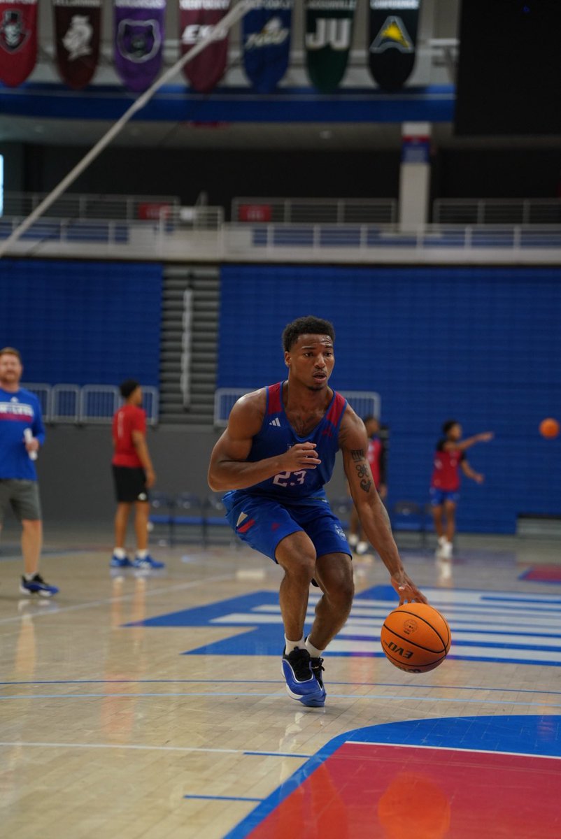 UWG_MBB's tweet image. 🔙 to basics 

#WeAreOne