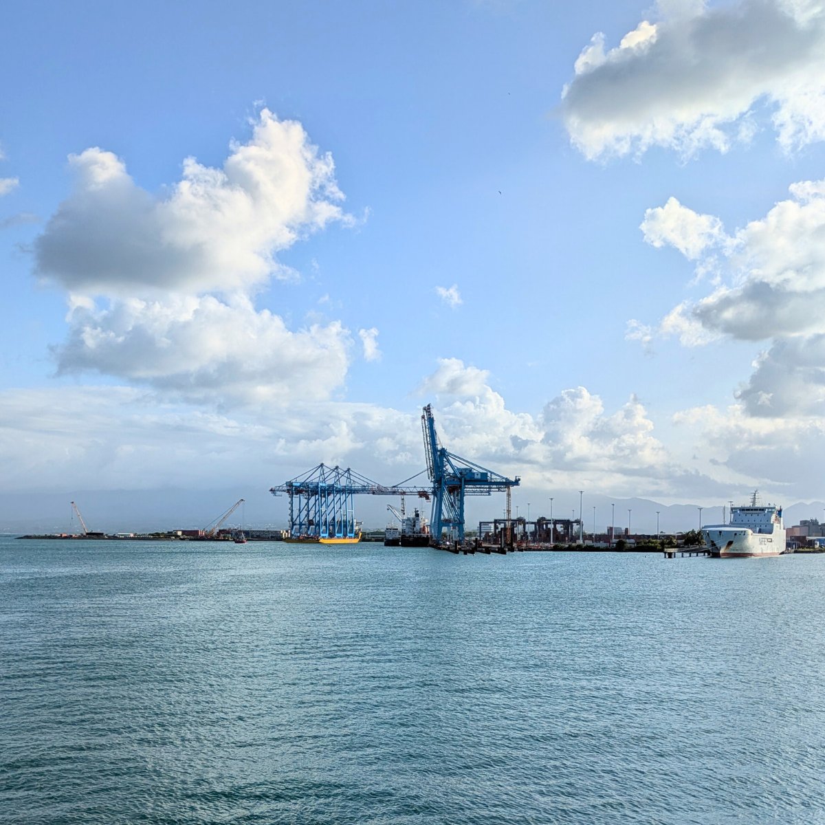 Port de Guadeloupe (@portguadeloupe) on Twitter photo 🚢 Ils sont là ! Le navire CY Interocean II est arrivé cet après-midi à Jarry avec 3 portiques de dernière génération. Une étape clé pour la modernisation du terminal et l’avenir logistique de la Guadeloupe.
#GPMG #Jarry #Guadeloupe #Portiques2025 🚢 Ils sont là ! Le navire CY Interocean II est arrivé cet après-midi à Jarry avec 3 portiques de dernière génération. Une étape clé pour la modernisation du terminal et l’avenir logistique de la Guadeloupe.
#GPMG #Jarry #Guadeloupe #Portiques2025