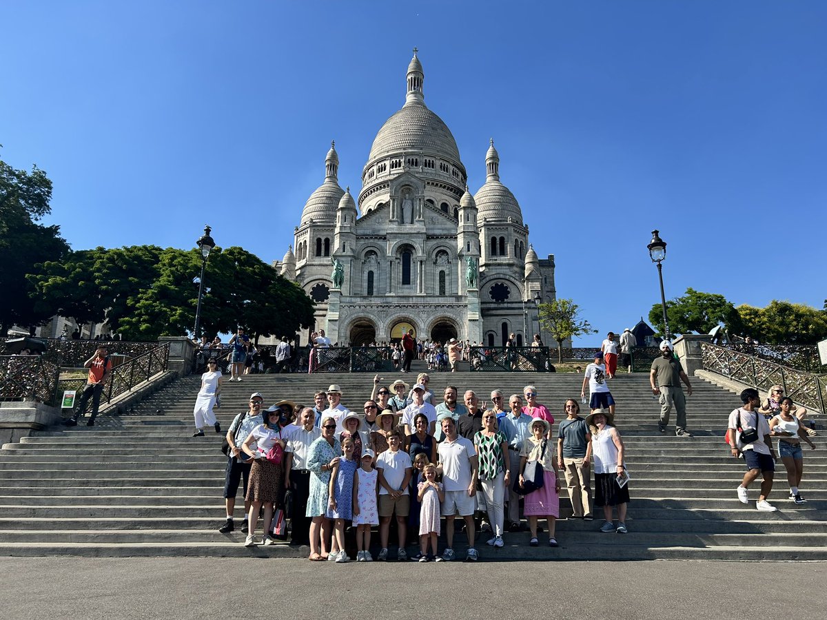 StJosephShrineD's tweet image. Our parish pilgrimage group is enjoying more wonderful places in Paris, including the Basilique du Sacré-Cœur de Montmartre and nearby Versailles! Storming Heaven with prayers for our dear St. Joseph Shrine!