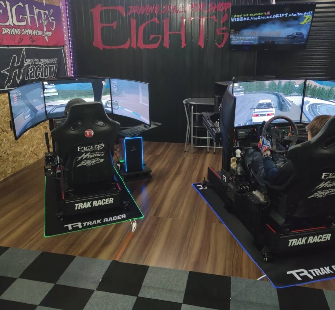 H Factory 様より協賛頂きました！

H Factory様は新車中古車販売、車検一般整備、車両へのグラフィック、その他オリジナルロゴ作成等、幅広いお仕事をされております！
またシミュレーター販売、data作成セットアップ等も行っておりシムショップEight'sの総合プロデュースもしております！

<a href="/ojomo_8/">OJOMO /͟ ͟N͟o͟.͟❽͟</a>