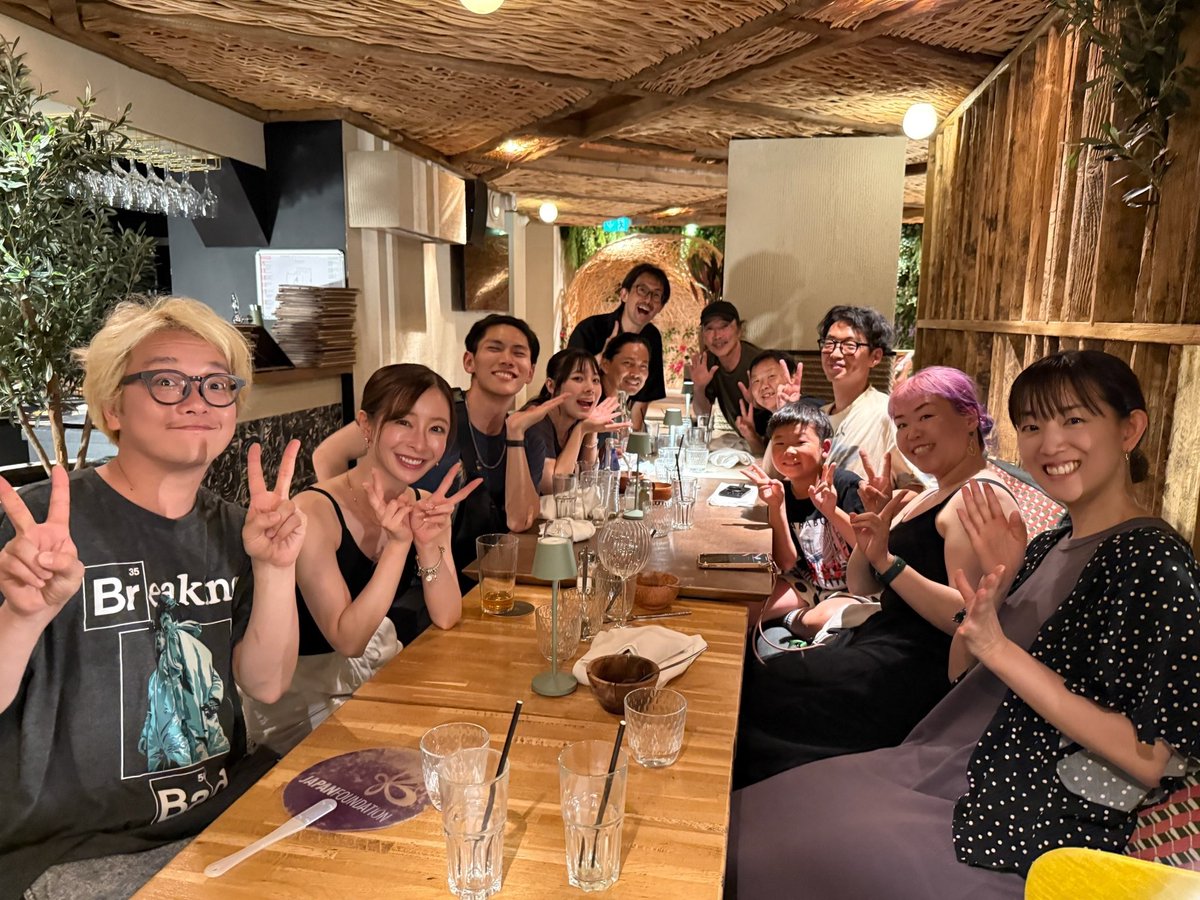 daim0411's tweet image. Japan Tours Festivalでご一緒した
NEO阿波踊りチーム「寶船」のみなさんと
フランス最後のディナーを過ごしました

2015年から共に世界を舞台に挑み続けてきた
心から尊敬するアーティスト

これからの活動や野望を語り合い、熱い夜になりました

これから共に新しい挑戦を続けていきます！
